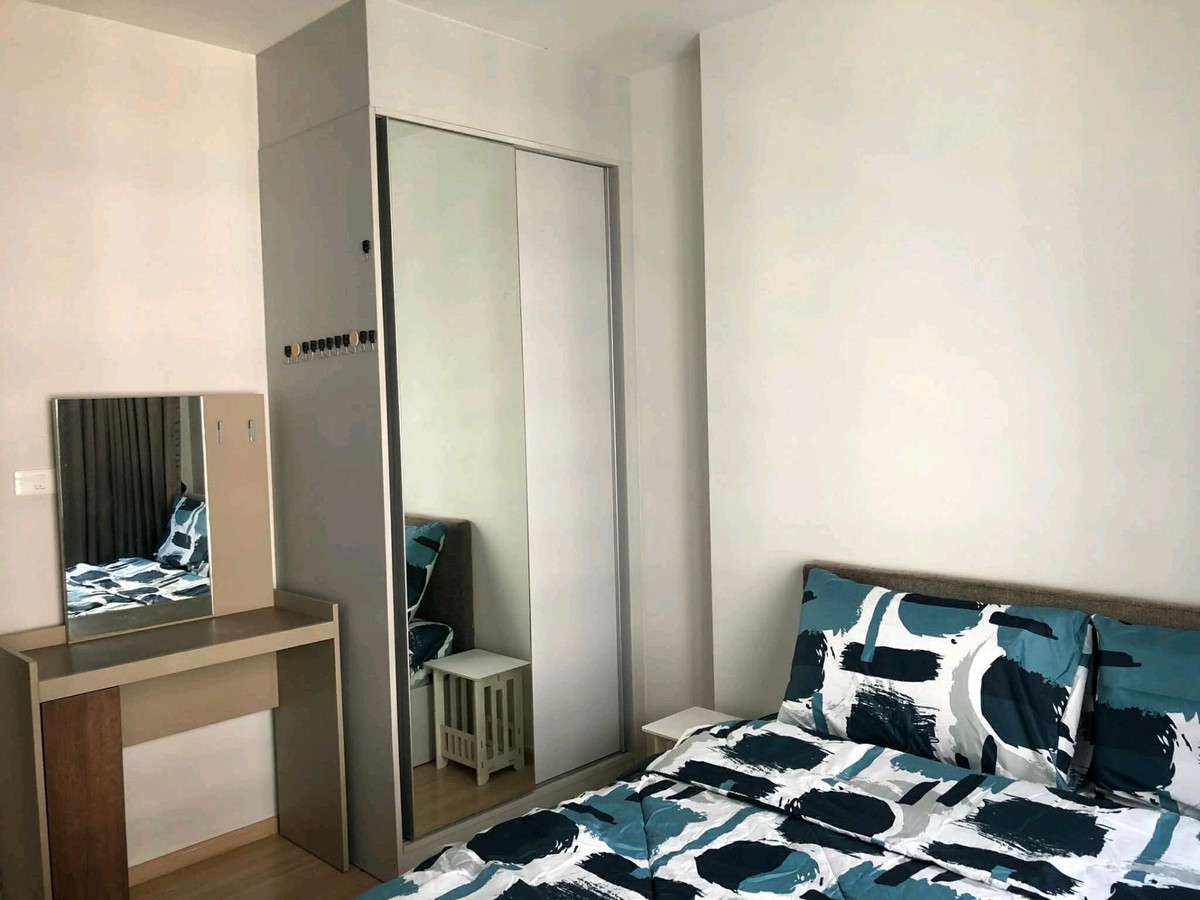 ให้เช่าคอนโดแจ้งวัฒนะ เมืองทอง : 🍃🚇 ใกล้รถไฟฟ้า สถานีเมืองทองธานี เพียงประมาณ 750 เมตร เดินทางสะดวก ห้องวิวสระ บรรยากาศดี พร้อมเข้าอยู่เร็ว ๆ นี้