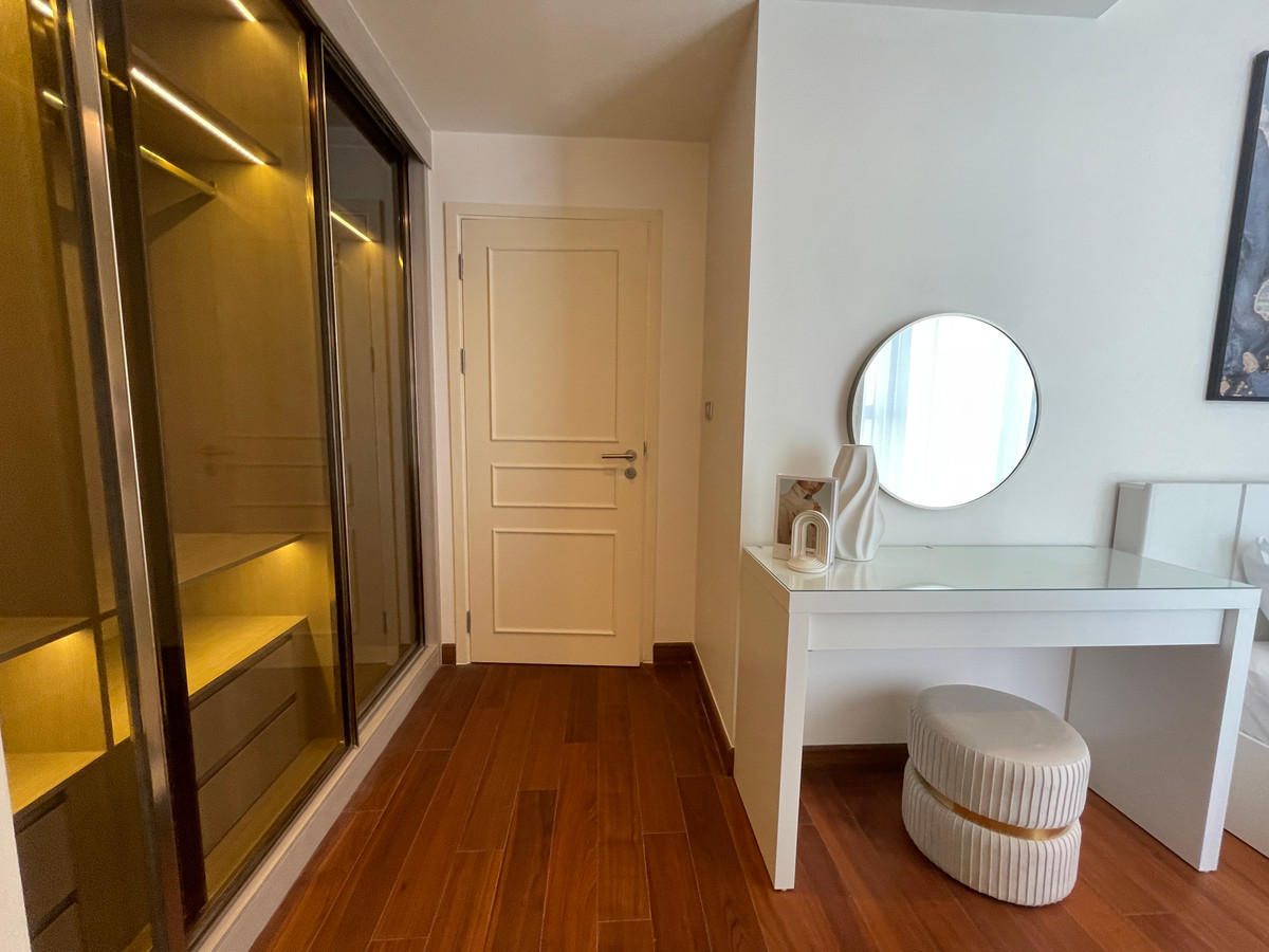 For SaleCondoSathorn, Narathiwat : [READY TO MOVE IN] Room dropped down! 2 bedrooms, fully furnished + electrical appliances, Altitude Symphony Charoenkrung | Only 400 m. to Shrewsbury, just carry your bags and move in! 2 Bed Unit, 11th floor, north direction, last room, best price, sold f