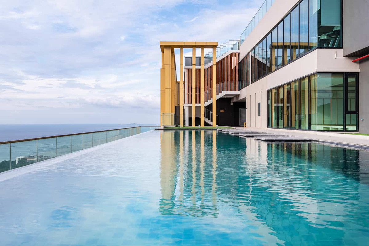 CondoSriracha Laem Chabang Ban Bueng : Condo for sale/rent, sea view + city and mountain view, high floor, KnightsBridge The Ocean Sriracha