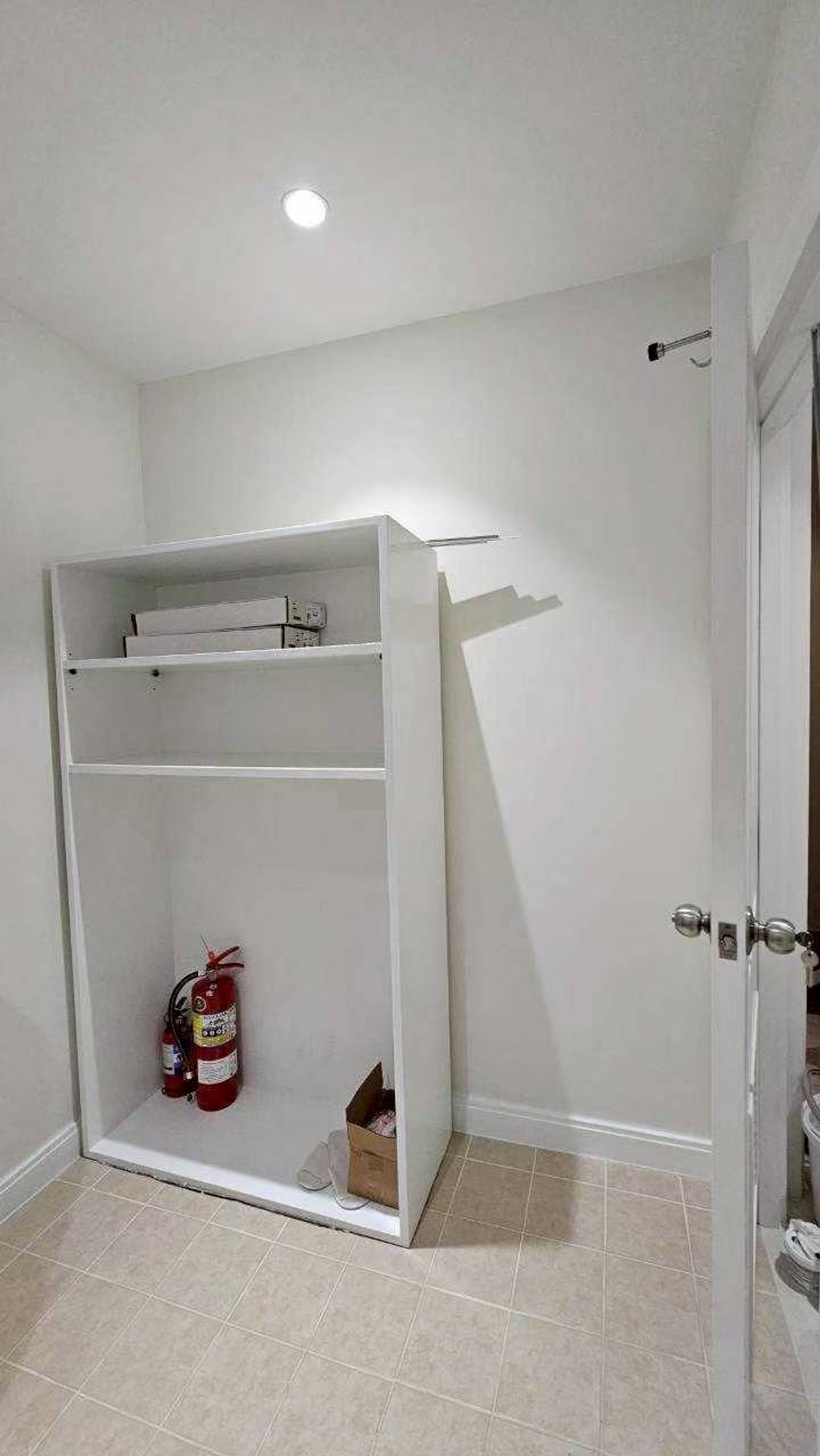 ให้เช่าคอนโดวิทยุ ชิดลม หลังสวน : เช่า 3 ห้องนอน 3 ห้องน้ำ แอทธินี เรสซิเด้นซ์