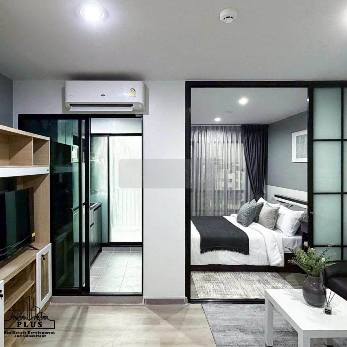 ขายคอนโดวิภาวดี ดอนเมือง หลักสี่ : sell/ขาย รีช พหลโยธิน52