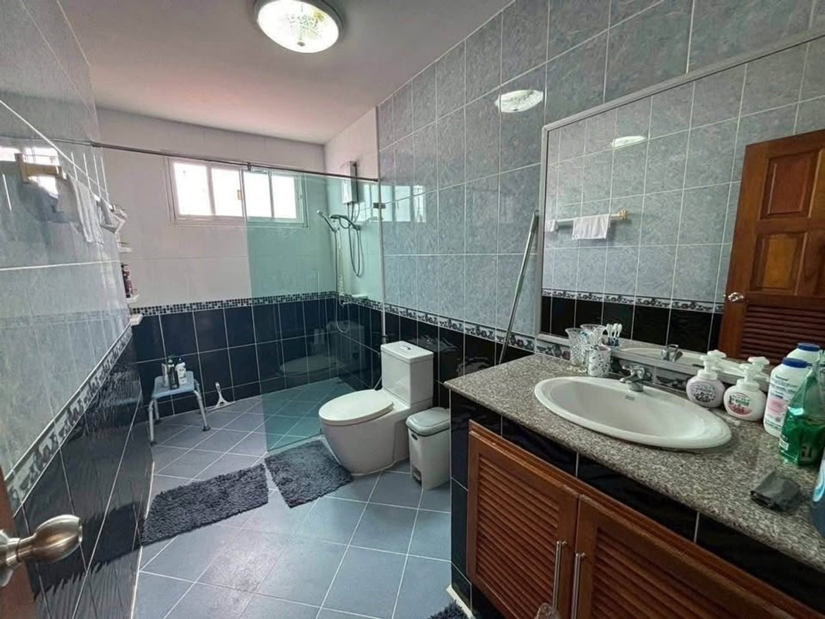 For SaleHousePattaya, Bangsaen, Chonburi :  Thai Garden Hill Village, Pattaya