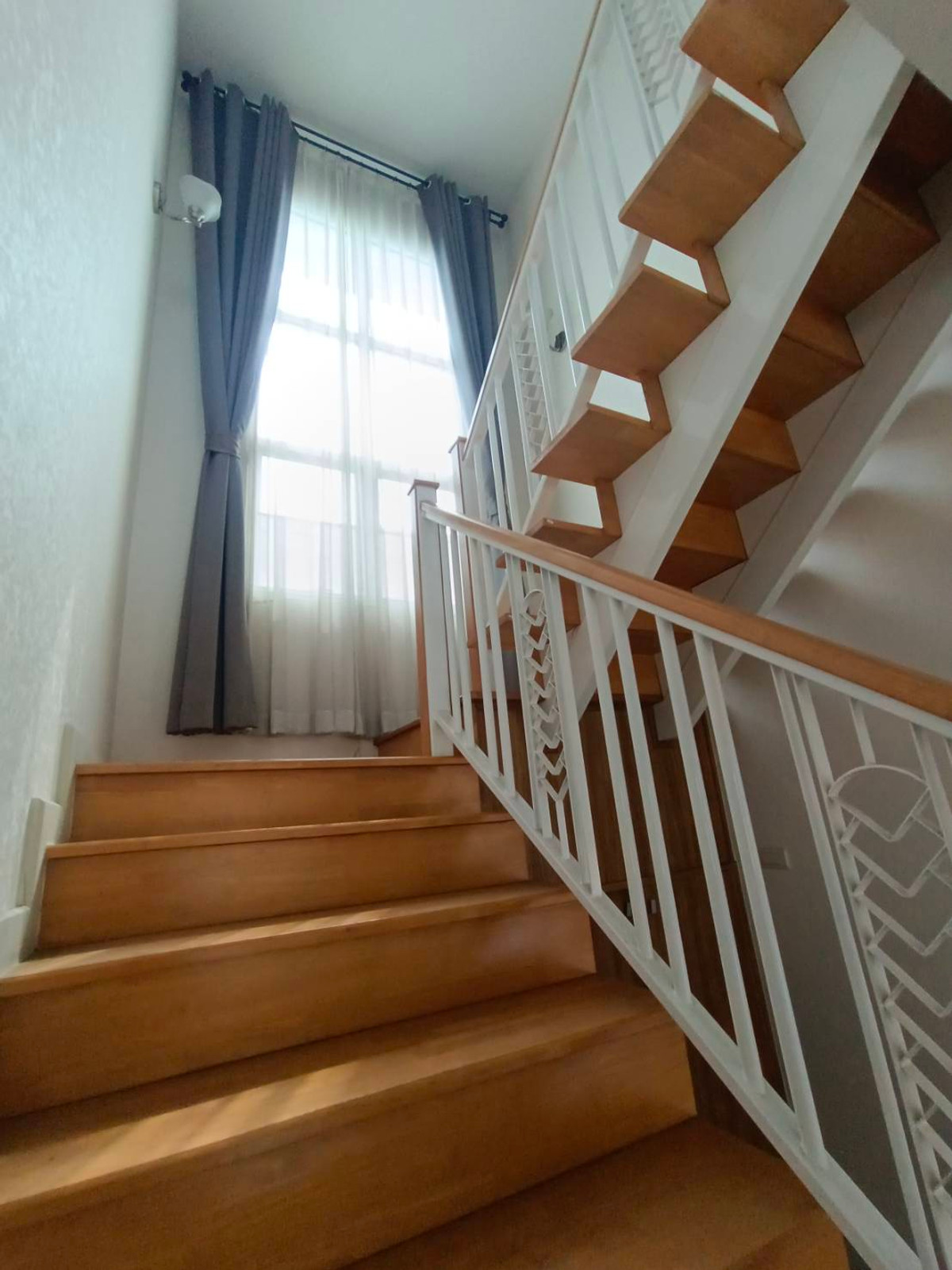 ขายบ้านพุทธมณฑล ศาลายา : ขายบ้านเดี่ยว หมู่บ้าน ภัสสร เพรสทีจ ปิ่นเกล้า-เพชรเกษม ถนนพุทธมณฑลสาย 4  ราคาดีที่สุด!! ในโครงการ