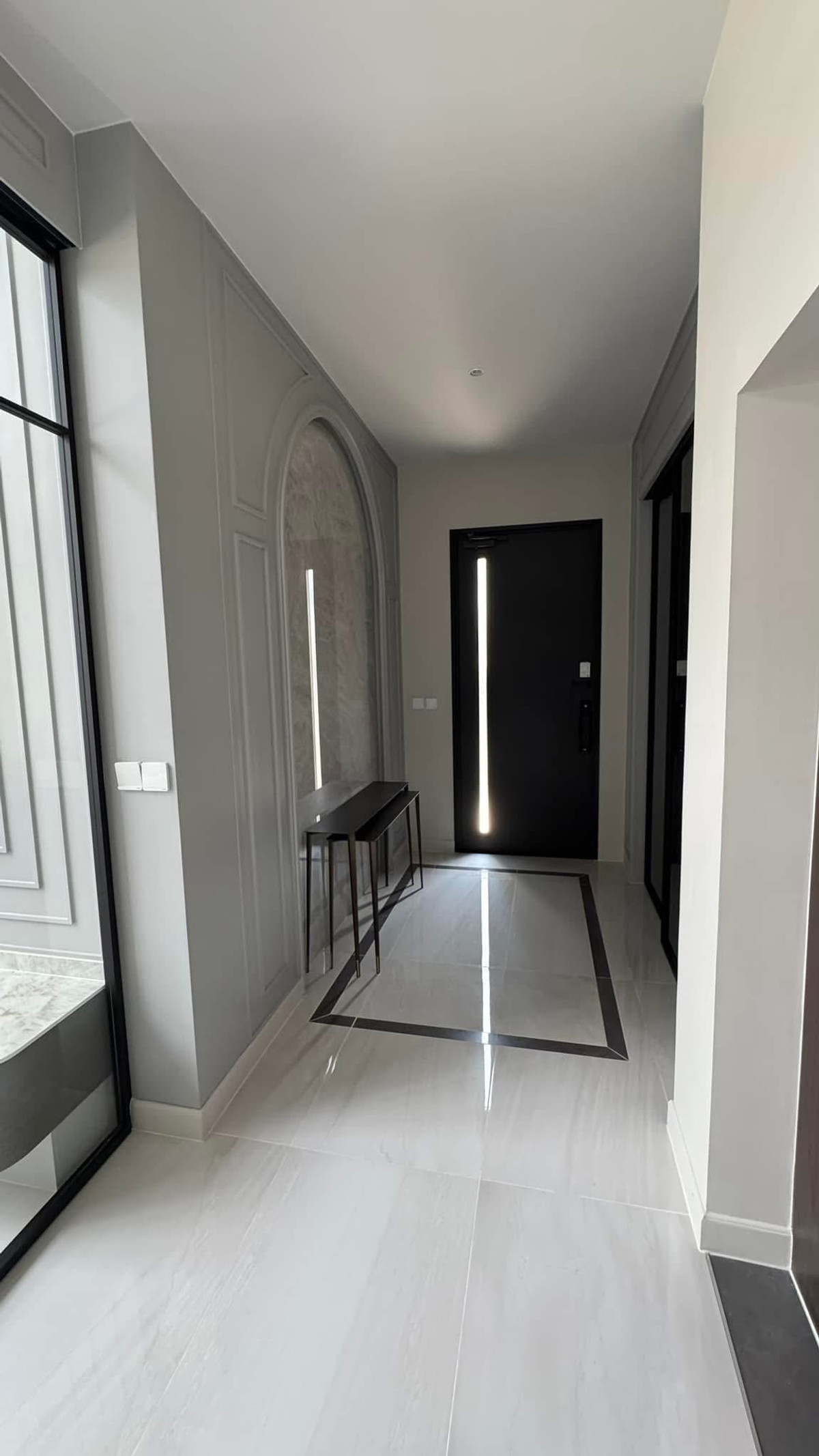 For RentHousePattanakan, Srinakarin : Malton Gates Krungthep Kreetha / 5 Bedrooms (FOR RENT) BZD165