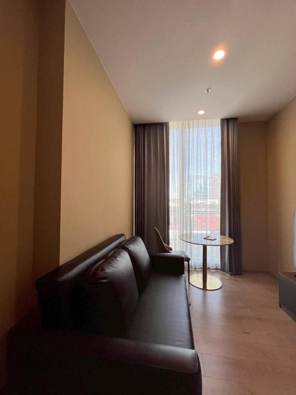 For RentCondoSukhumvit, Asoke, Thonglor : Condo for rent: Noble Be19, fully furnished, ready to move in, close to Asoke BTS and many department stores!!
