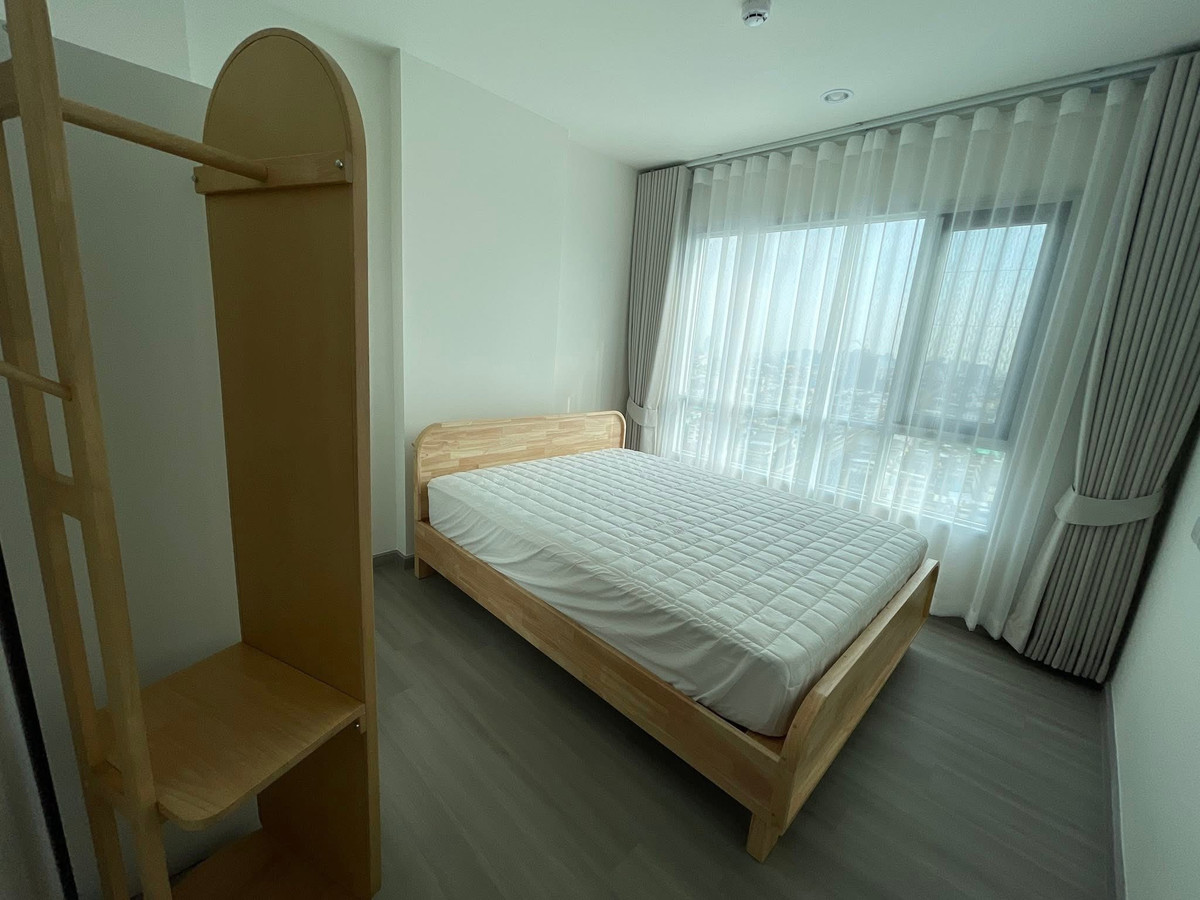 ให้เช่าคอนโดปิ่นเกล้า จรัญสนิทวงศ์ : For Rent : The President Charan - Yaek Fai Chai Station 1ห้องนอน 1ห้องน้ำ ห้องสวย เฟอร์นิเจอร์ครบ พร้อมเข้าอยู่