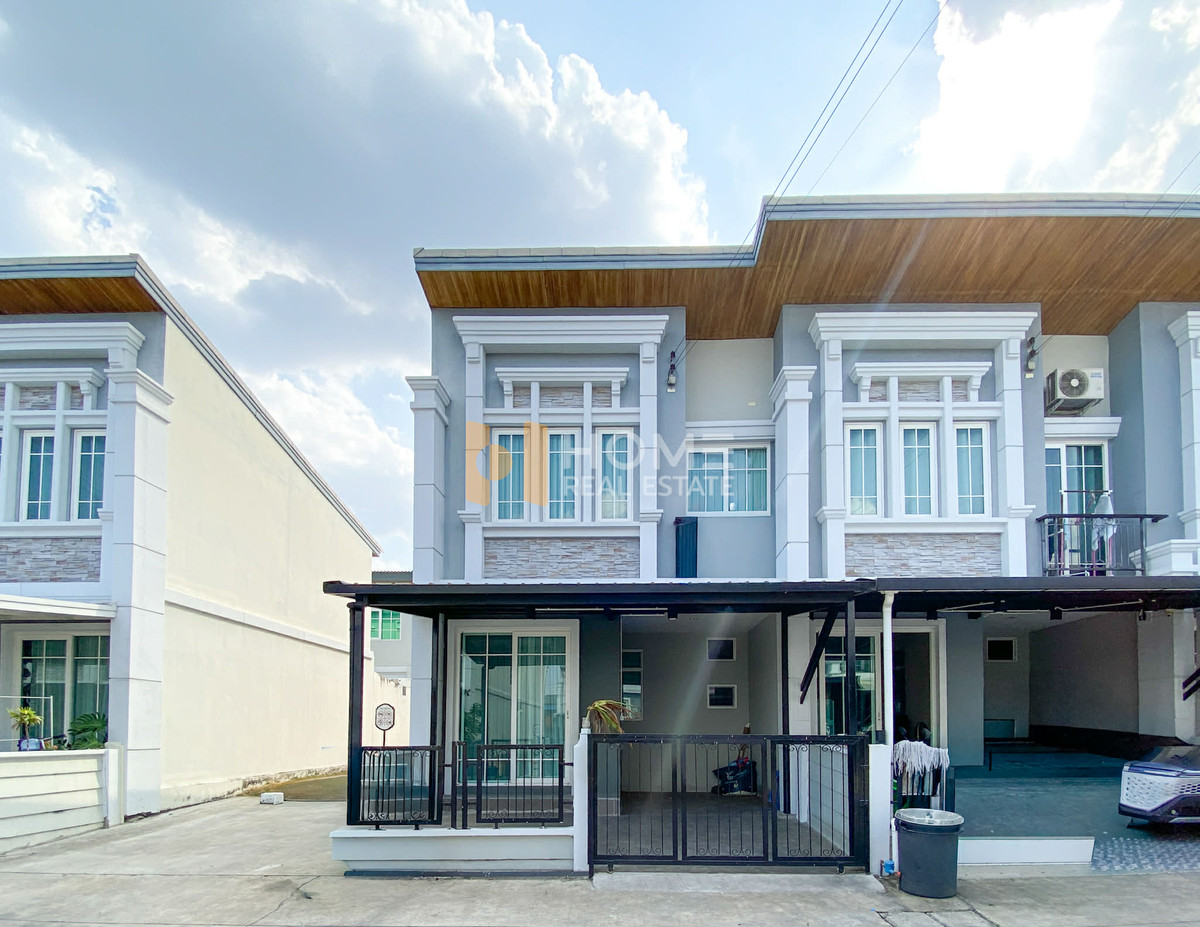 For SaleTownhomeThaphra, Talat Phlu, Wutthakat : Golden Town Sathorn / 4 bedrooms (for sale), Golden Town Sathorn / 4 Bedrooms (FOR SALE) BALL016