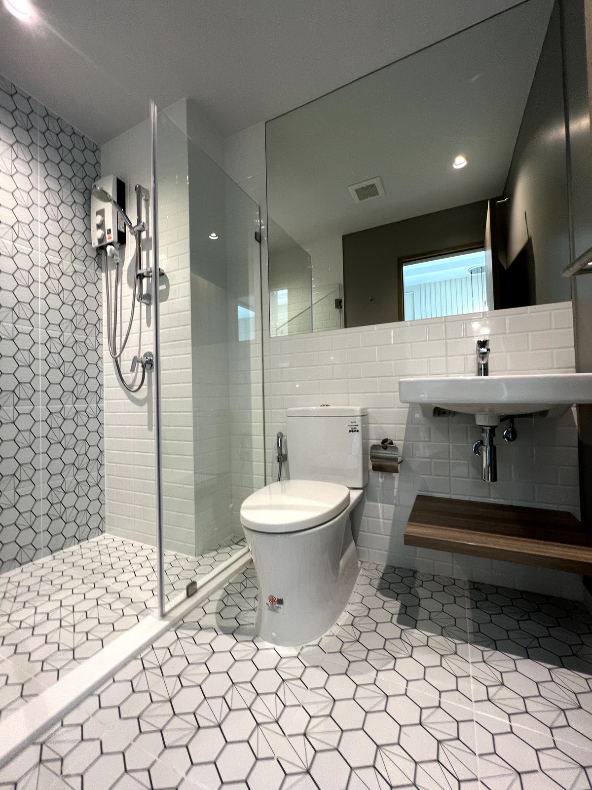 ขายคอนโดท่าพระ ตลาดพลู วุฒากาศ : ขาย คอนโด 1 นอน 1 น้ำ  เฟอร์ครบ ชั้นสูง วิวโล่ง ใกล้ BTS ตลาดพลู 