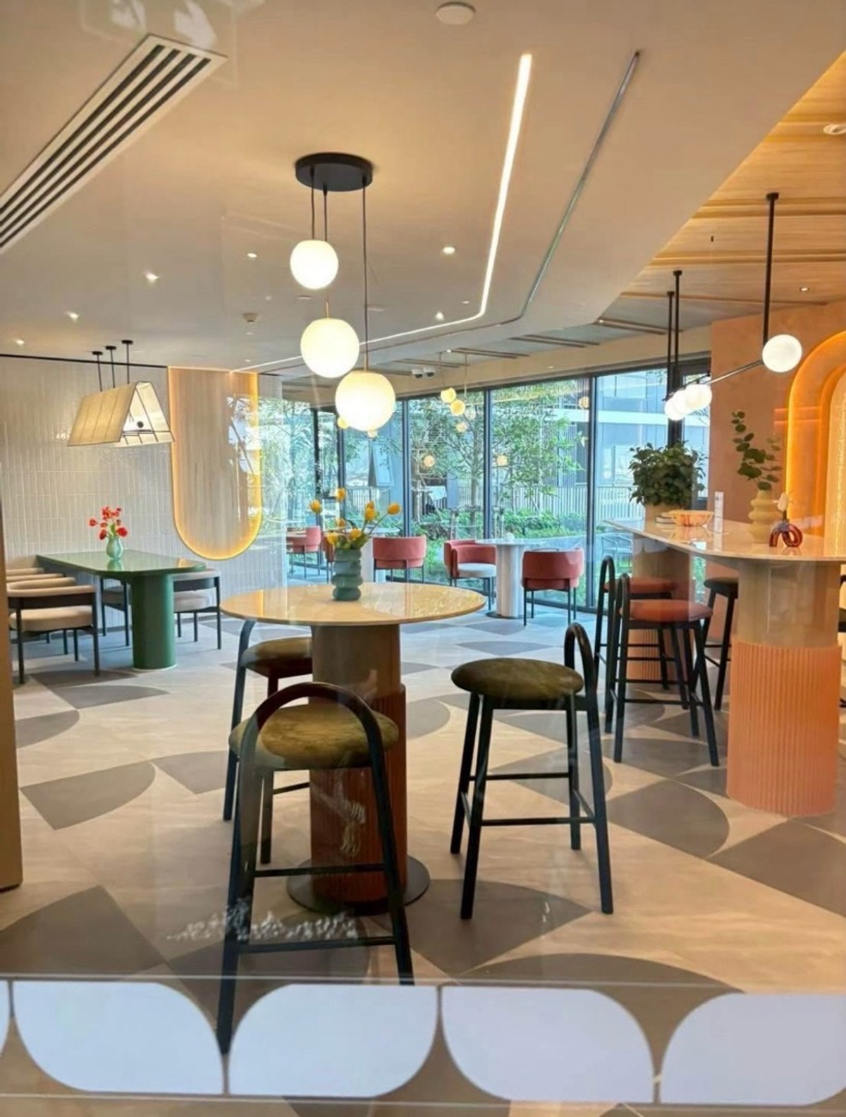 ให้เช่าคอนโดปิ่นเกล้า จรัญสนิทวงศ์ : ให้เช่า Chapter One Spark Charan
ห้องใหม่✨ MRTบางพลัด150ม. ❤️LineOA : @ladysai 