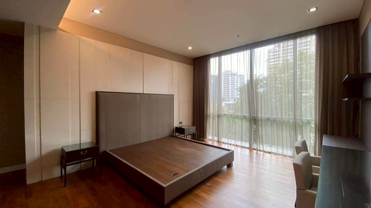 For RentCondoSukhumvit, Asoke, Thonglor : For rent 3 bedrooms, 3 bathrooms, Domus Condominium (Sukhumvit 18)