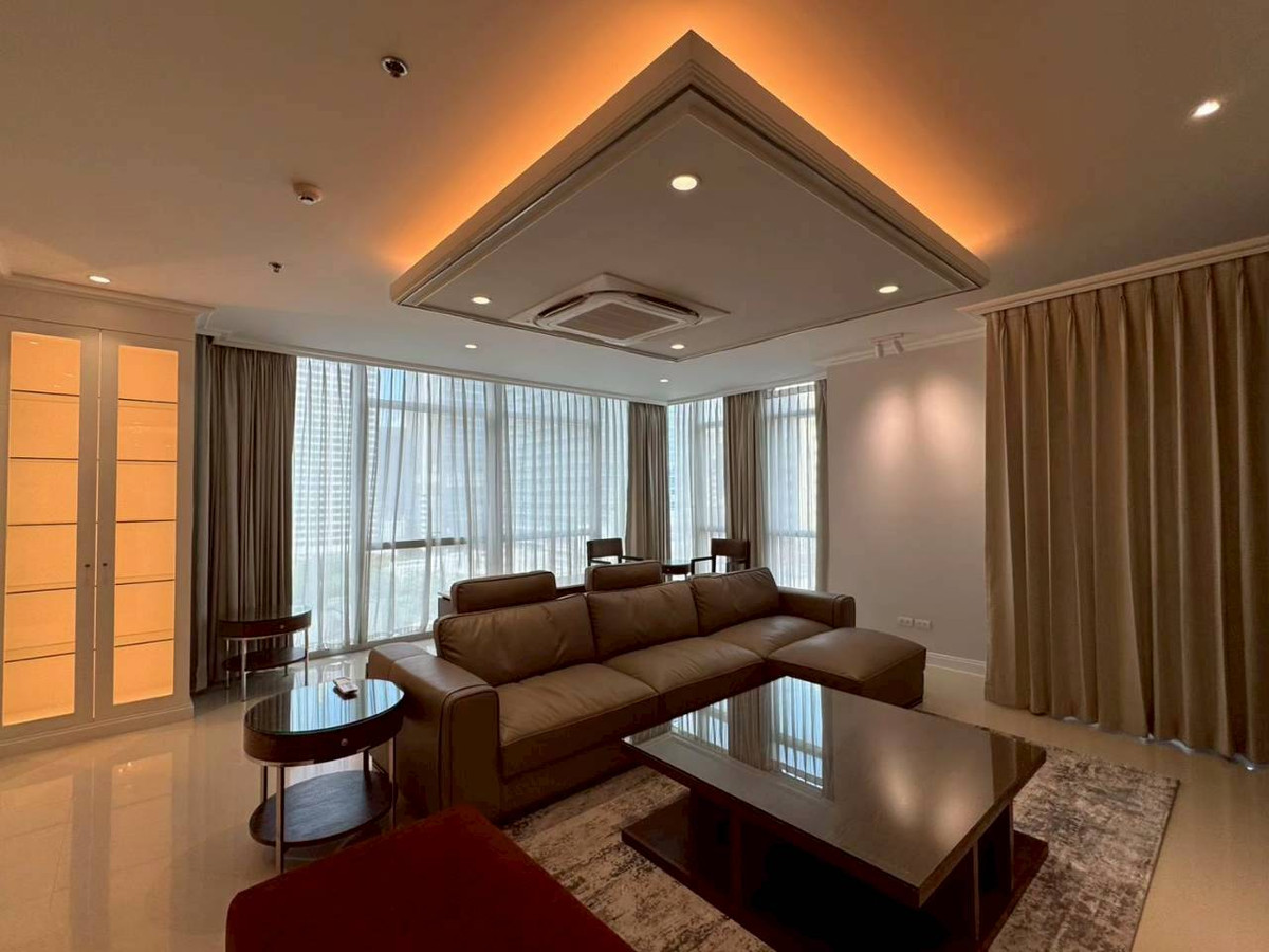 ให้เช่าคอนโดวิทยุ ชิดลม หลังสวน : เช่า 3 ห้องนอน 3 ห้องน้ำ แอทธินี เรสซิเด้นซ์