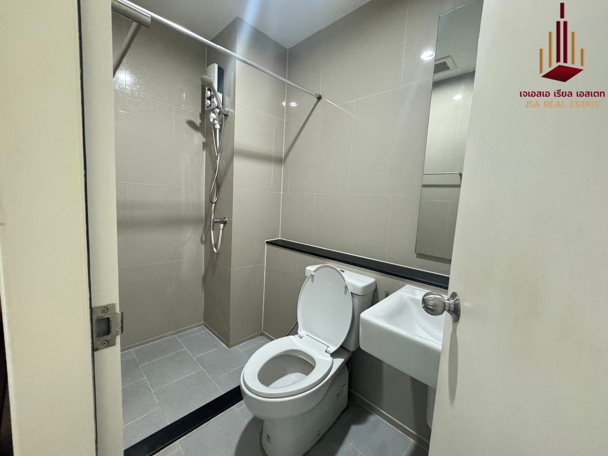 For RentCondoThaphra, Talat Phlu, Wutthakat : ✨ For Rent: Aspire Sathorn - Ratchapruek Condo ✨ 💰 Only 16,000 THB/month