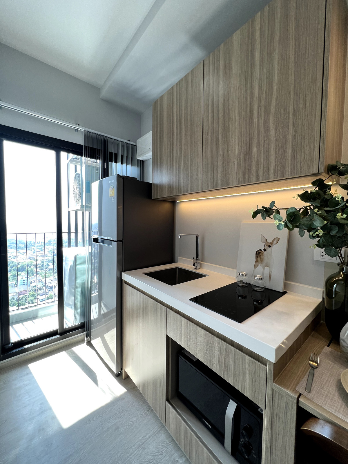 ขายคอนโดท่าพระ ตลาดพลู วุฒากาศ : ขาย คอนโด 1 นอน 1 น้ำ  เฟอร์ครบ ชั้นสูง วิวโล่ง ใกล้ BTS ตลาดพลู 