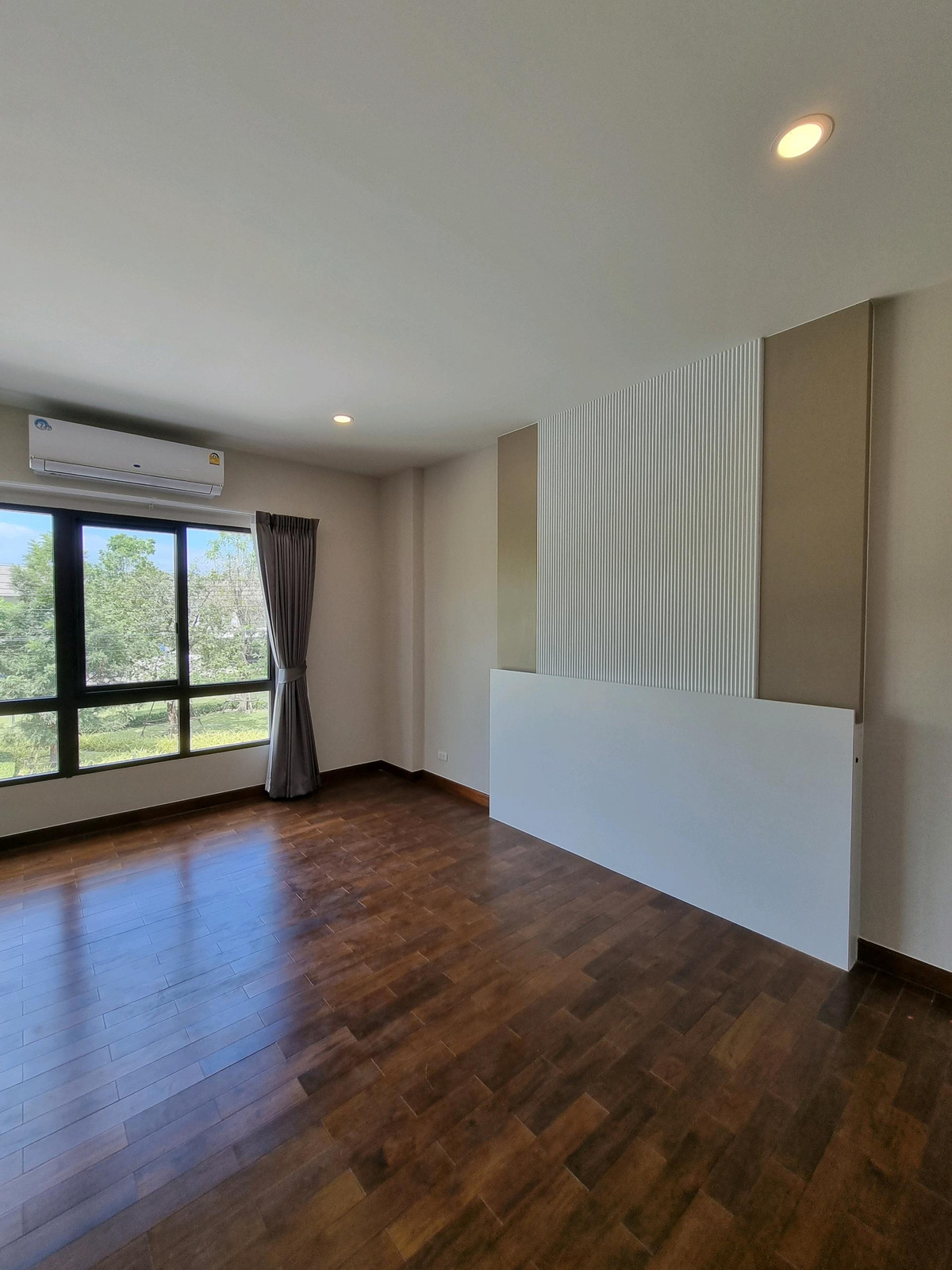 ขายบ้านปิ่นเกล้า จรัญสนิทวงศ์ : ขายบ้านเดี่ยวโครงการเดอะซิตี้ปิ่นเกล้าบรม ซ.บรมราชชนนี60 ขนาดที่ดิน105ตารางวา