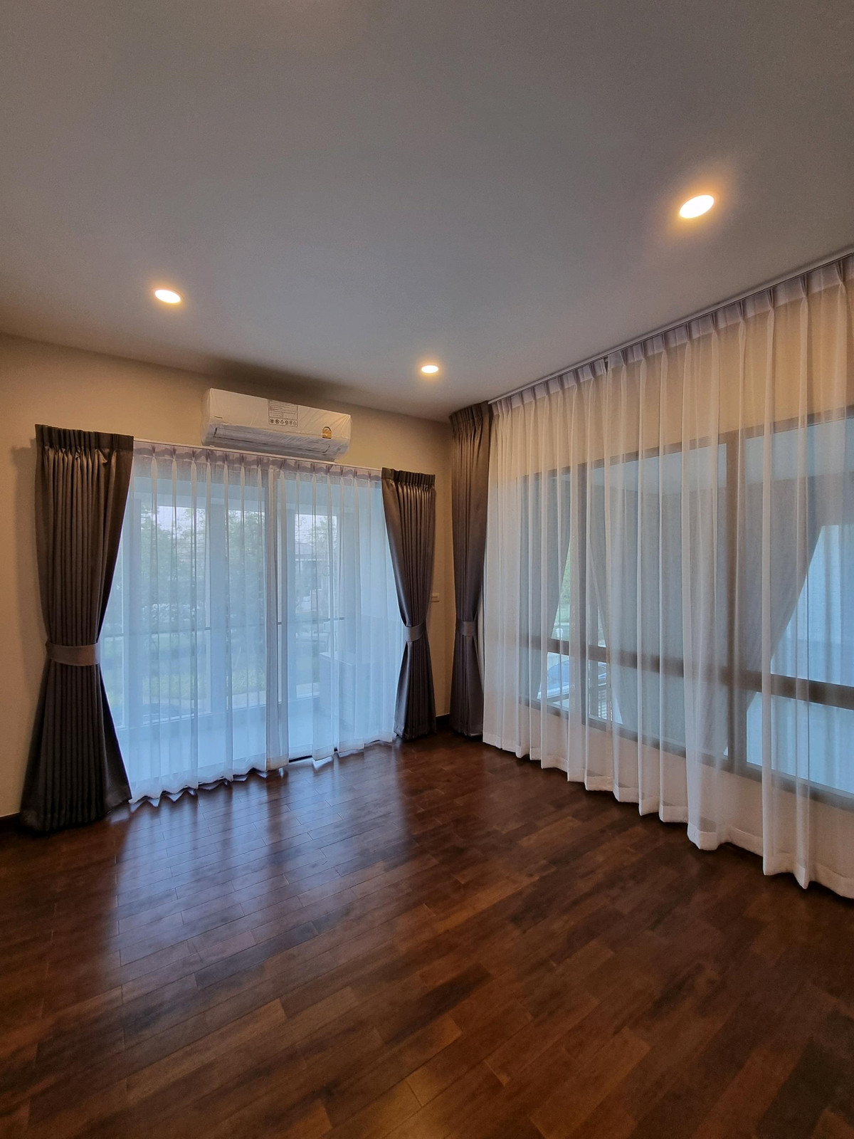 ขายบ้านปิ่นเกล้า จรัญสนิทวงศ์ : ขายบ้านเดี่ยวโครงการเดอะซิตี้ปิ่นเกล้าบรม ซ.บรมราชชนนี60 ขนาดที่ดิน105ตารางวา