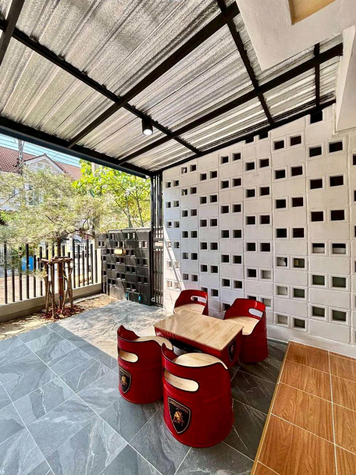 For SaleTownhomePathum Thani,Rangsit, Thammasat : 2-story townhouse, Piyawararom Village, Khlong 4, Prince Sai. Sawai Pracharat, Pathum Thani, Bueng Yitho hundred year old market