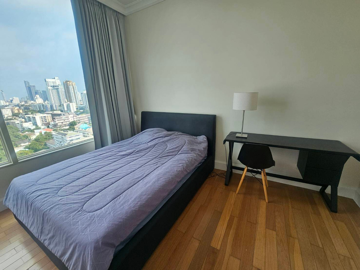For RentCondoSukhumvit, Asoke, Thonglor : Rent 2 bedrooms, 2 bathrooms, Royce Private Residence.