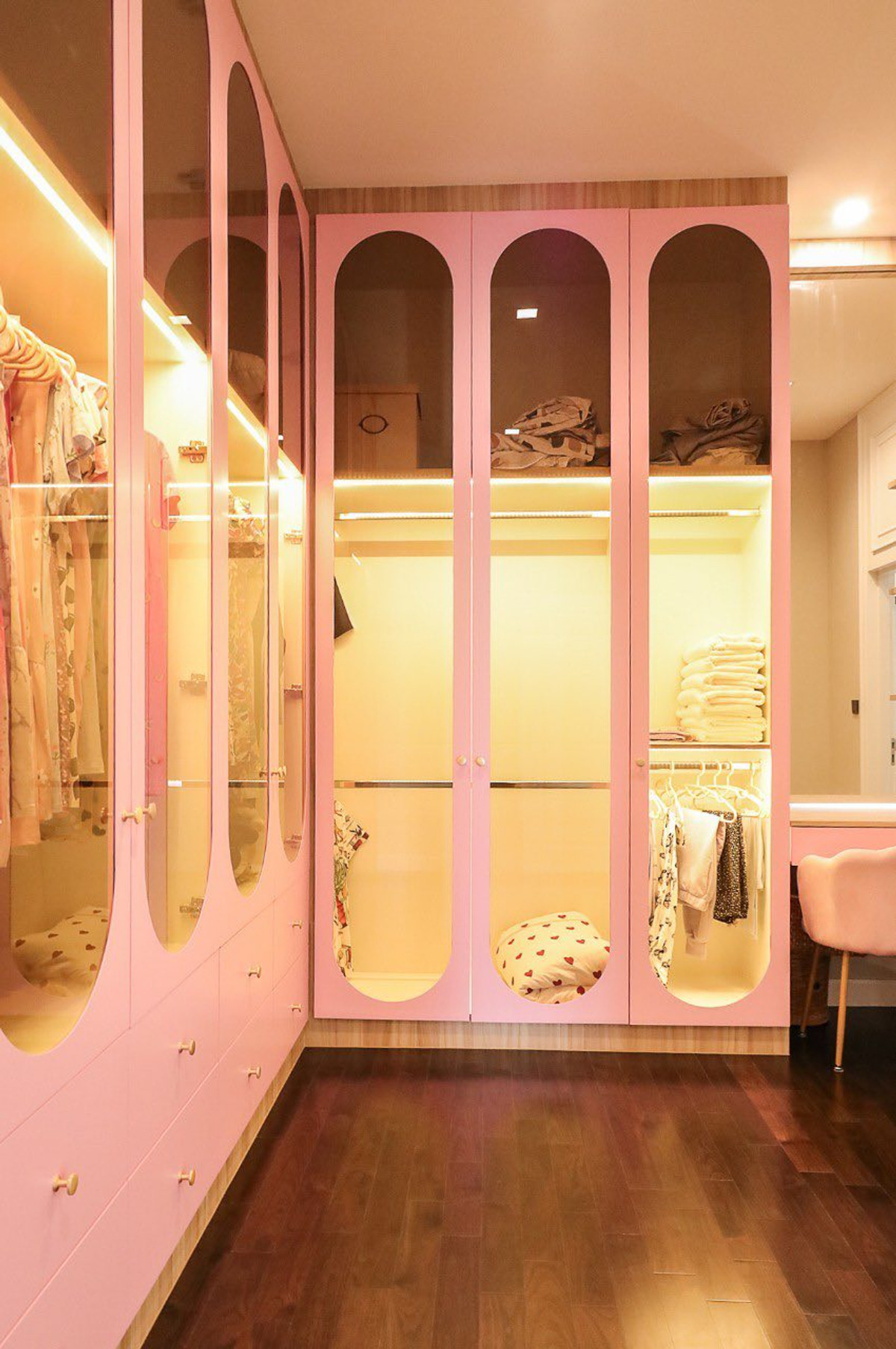 For RentHouseLadkrabang, Suwannaphum Airport : Grand Bangkok Boulevard Krungthepkreetha / 5 Bedrooms (FOR RENT) BZD166