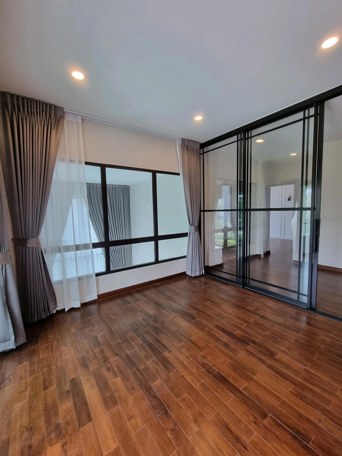 ขายบ้านปิ่นเกล้า จรัญสนิทวงศ์ : ขายบ้านเดี่ยวโครงการเดอะซิตี้ปิ่นเกล้าบรม ซ.บรมราชชนนี60 ขนาดที่ดิน105ตารางวา