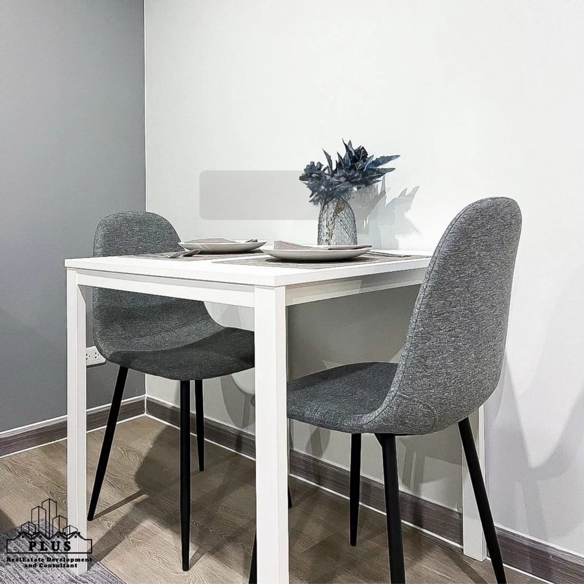 ขายคอนโดวิภาวดี ดอนเมือง หลักสี่ : sell/ขาย รีช พหลโยธิน52