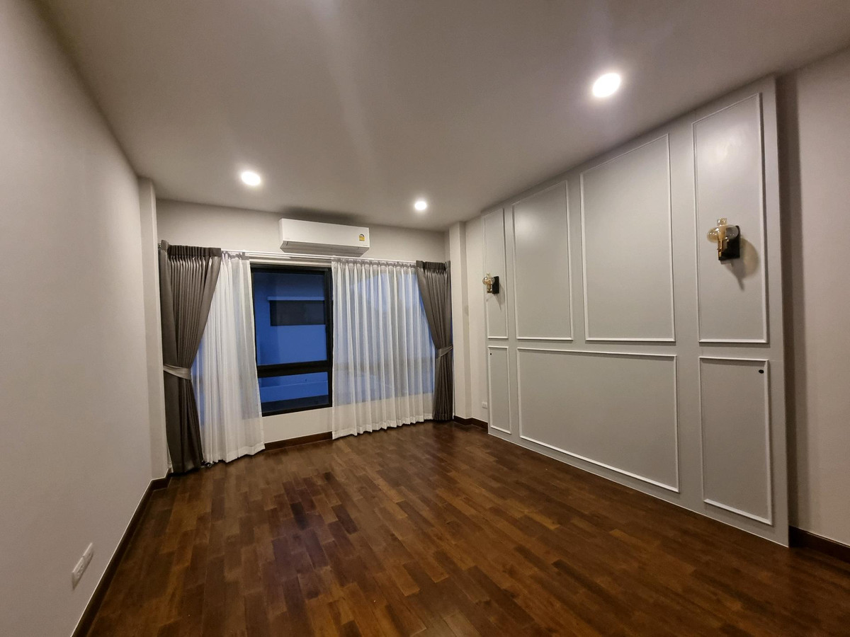 ขายบ้านปิ่นเกล้า จรัญสนิทวงศ์ : ขายบ้านเดี่ยวโครงการเดอะซิตี้ปิ่นเกล้าบรม ซ.บรมราชชนนี60 ขนาดที่ดิน105ตารางวา