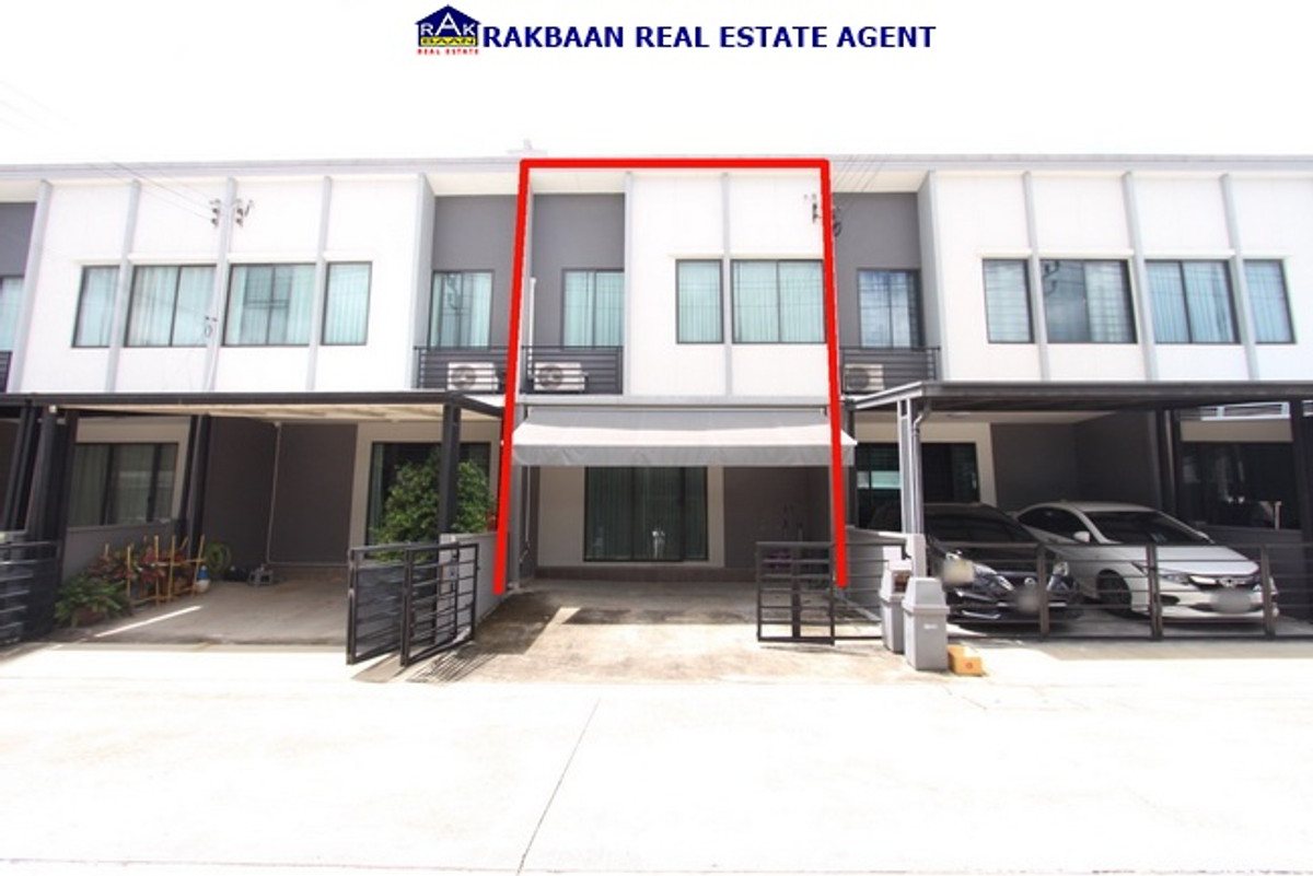 For RentTownhomePattanakan, Srinakarin : Townhome for rent, Pleno Rama 9-Krungthep Kreetha, 17.5 wa, 3 bedrooms, 2 bathrooms, plus 4 air conditioners.