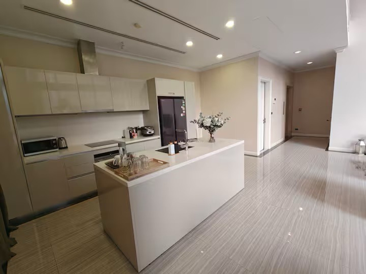 ให้เช่าบ้านสุขุมวิท อโศก ทองหล่อ : ✨[ให้เช่า]สุขุมวิท 49/1! บ้านหรูPool villa มีลิฟต์ 4 ห้องนอน 6 ห้องน้ำเข้าออกทางซอย 47 ได้ (ใกล้สมิติเวช)