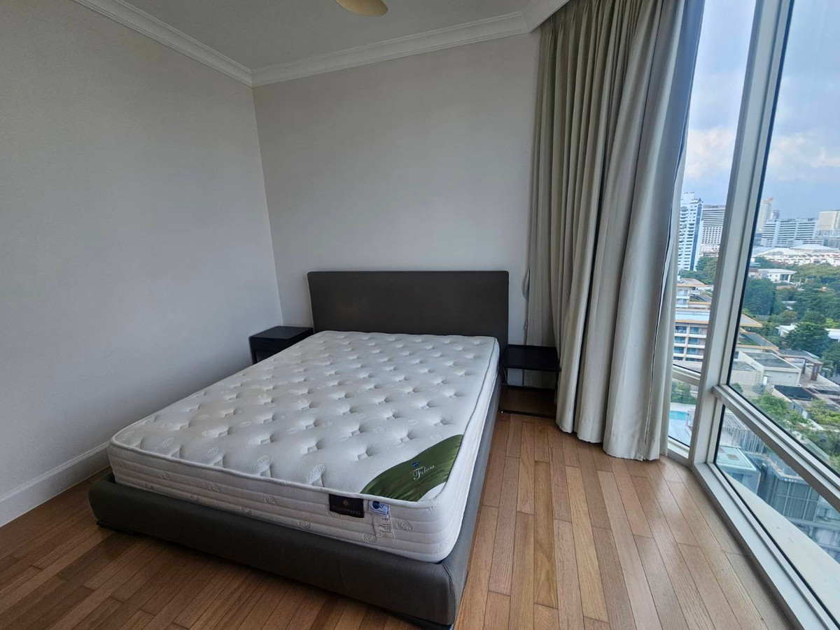 For RentCondoSukhumvit, Asoke, Thonglor : Rent 2 bedrooms, 2 bathrooms, Royce Private Residence.