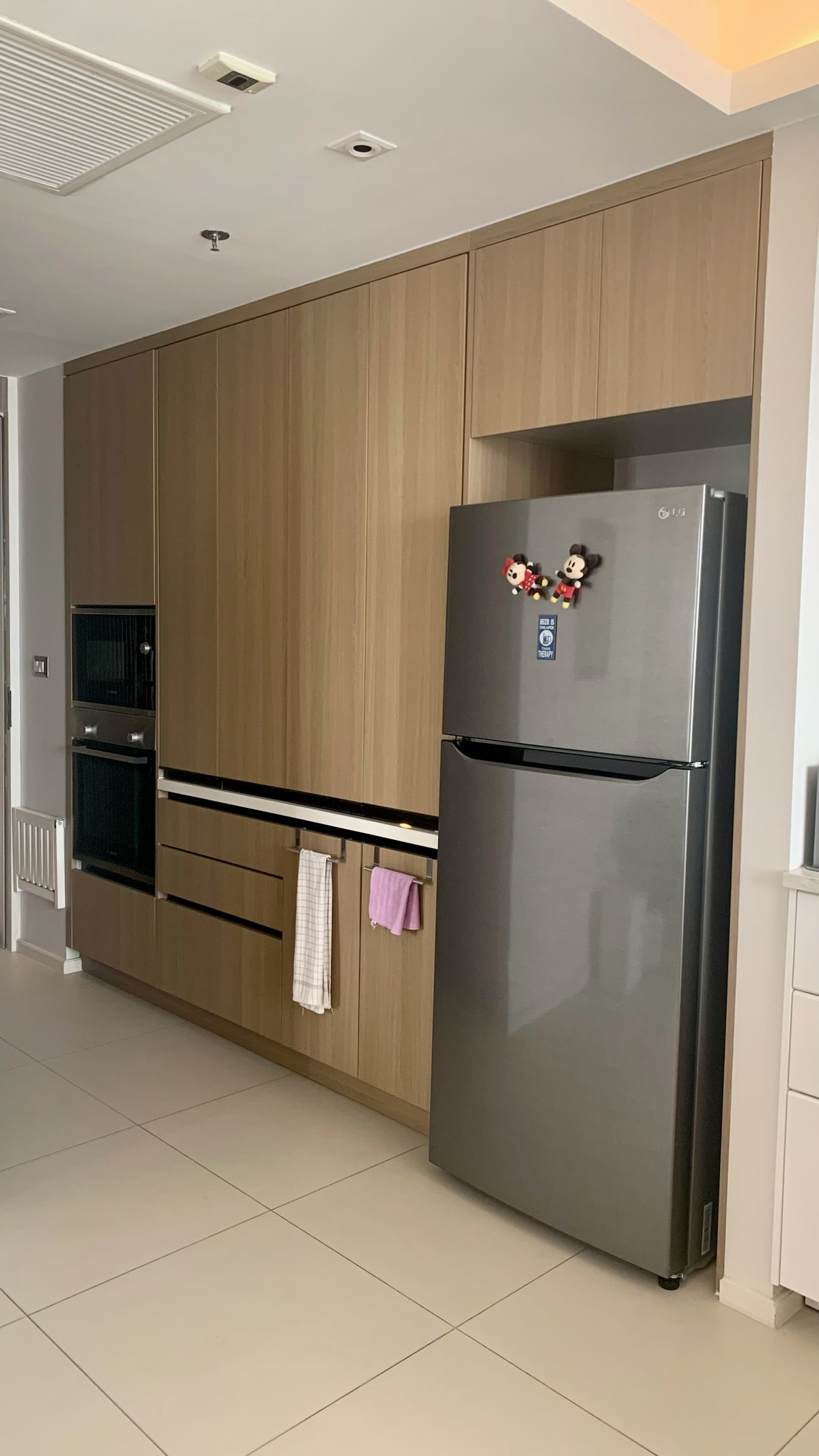 For RentCondoSukhumvit, Asoke, Thonglor : 🔥For Rent Now🔥 Circle Sukhumvit 31, 2-bedroom unit, stunning view, fully furnished, ready to move in. Near BTS Phrom Phong and MRT Asoke.