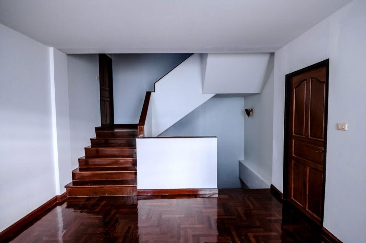 For SaleHome OfficeLadprao, Central Ladprao : For Sale Homeoffice , Anymanee Ladprao 18 , MRT-Lat Phrao , Chomphon , Chatuchak , Bangkok , CX-147696