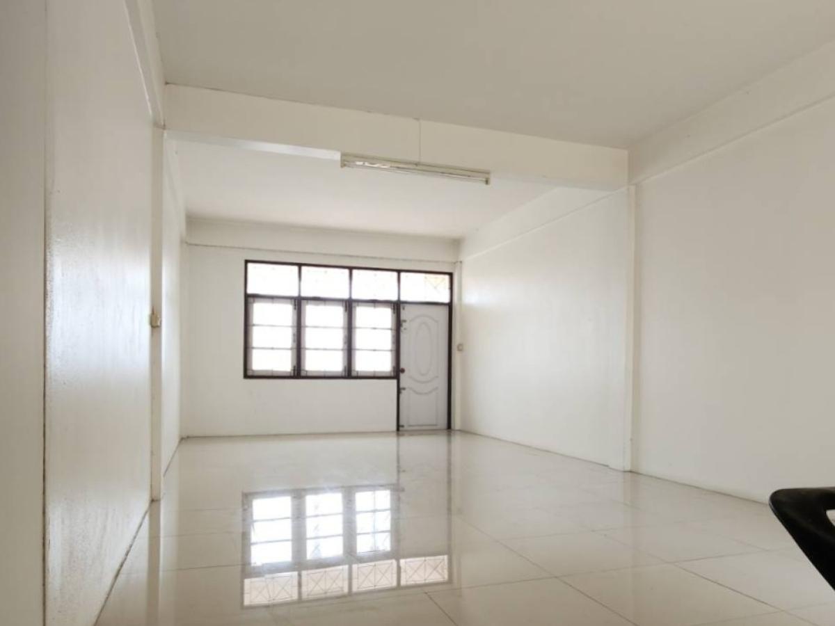 ขายอาคารพาณิชย์ราชบุรี : ขายอาคารพาณิชย์  ตึกแถว ติดถนนใหญ่ ถนนเพชรเกษม  ราชบุรี  ทำเลค้าขาย หลังมุม ห้องมุม หน้ากว้าง หลุมดิน เมืองราชบุรี ราชบุรี CX-148291