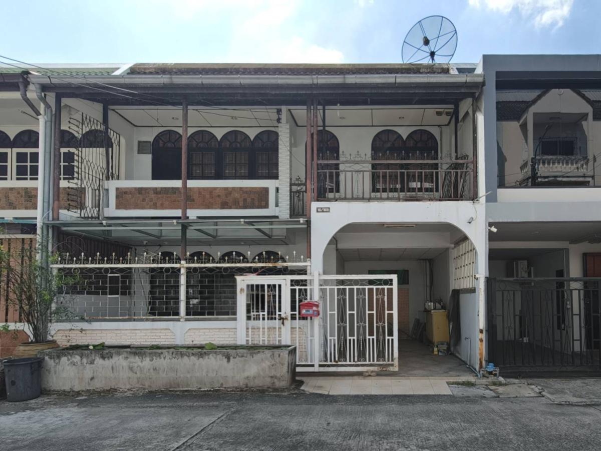 For SaleTownhomeChokchai 4, Ladprao 71, Ladprao 48, : For Sale Townhome for sale, Ladprao Wanghin 8 (Chokchai 4) , Lat Phrao , Lat Phrao , Bangkok , CX-148327