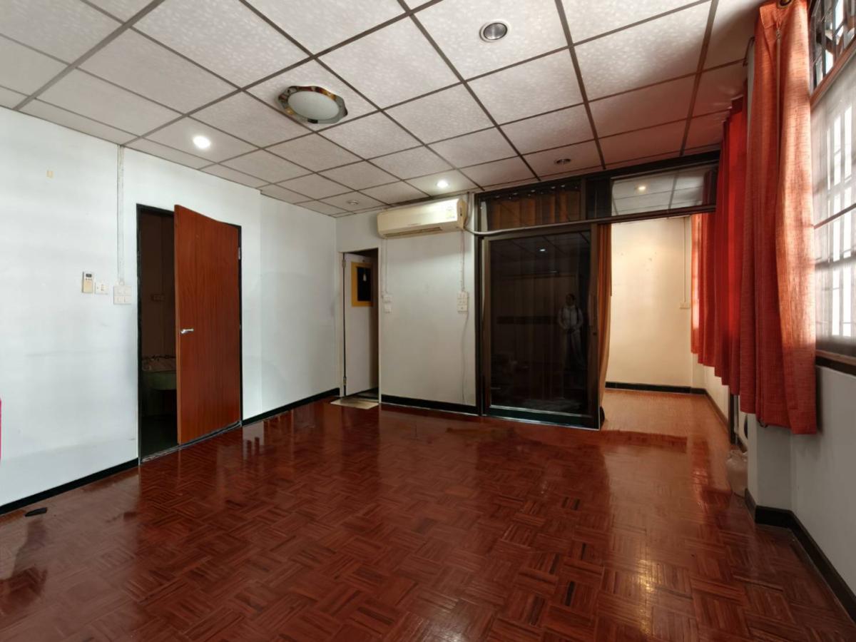 ขายทาวน์โฮมโชคชัย4 ลาดพร้าว71 : ขายขายบ้าน ทาวน์โฮม ลาดพร้าววังหิน8 (โชคชัย4) ลาดพร้าว เขต ลาดพร้าว กรุงเทพ CX-148327