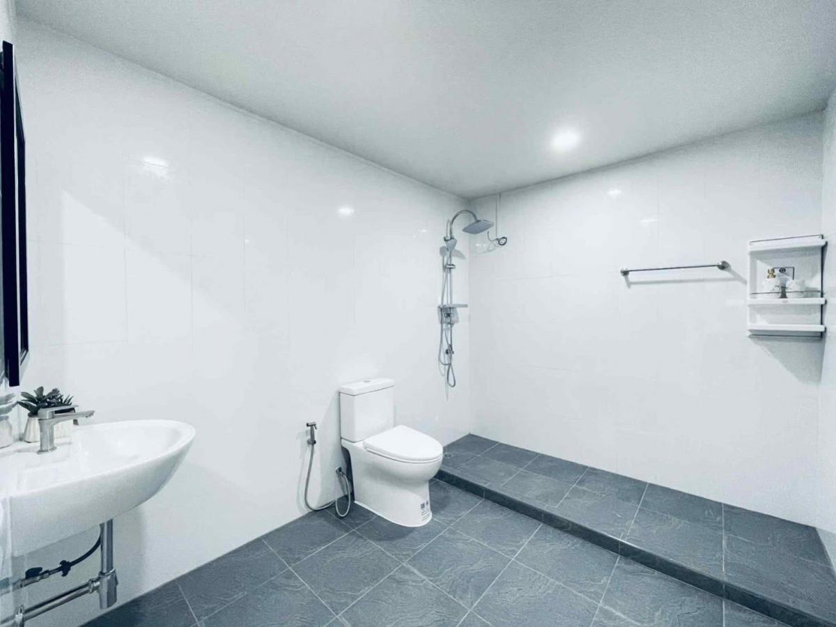 For SaleTownhomePattaya, Bangsaen, Chonburi : For Sale Townhouse/Townhome  , Eakmongkol 5/1 , newly renovated , Mueang Phata , Bang Lamung , Chon Buri , CX-148036