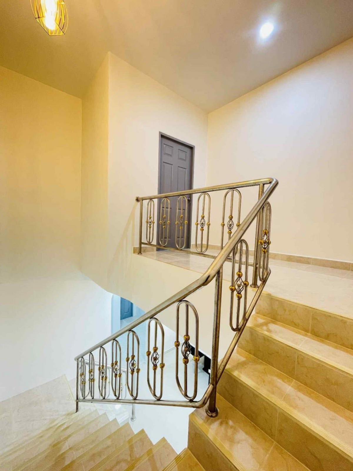 For SaleTownhomePattaya, Bangsaen, Chonburi : For Sale Townhouse/Townhome  , Eakmongkol 5/1 , newly renovated , Mueang Phata , Bang Lamung , Chon Buri , CX-148036