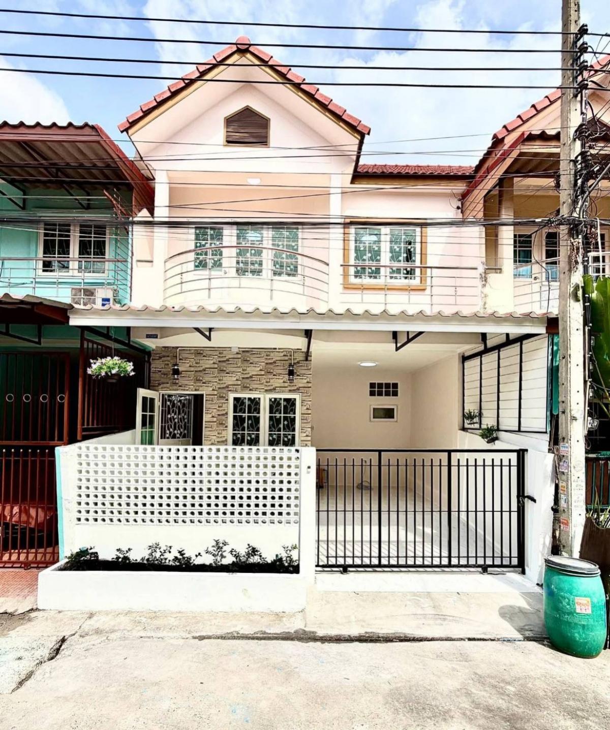 For SaleTownhomeSamut Prakan,Samrong : For Sale Townhouse/Townhome  , Feung Fah 11 Phase 7 , newly renovated , Phraek Sa , Mueang Samut Prakan , Samut Prakarn , CX-148056