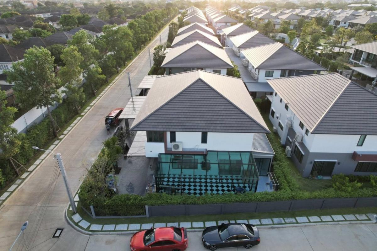 For SaleHousePhutthamonthon, Salaya : For Sale House , Setthasiri Thawiwatthana , corner unit , wide frontage , Salathammasop Sop , Thawi Watthana , Bangkok , CX-147324