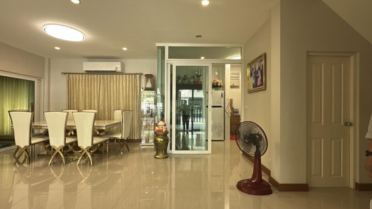 For SaleHousePathum Thani,Rangsit, Thammasat : For Sale House , Casa Ville Rangsit-Klong 2 , wide frontage , Pracha Thipat , Thanyaburi , Pathum Thani , CX-147578