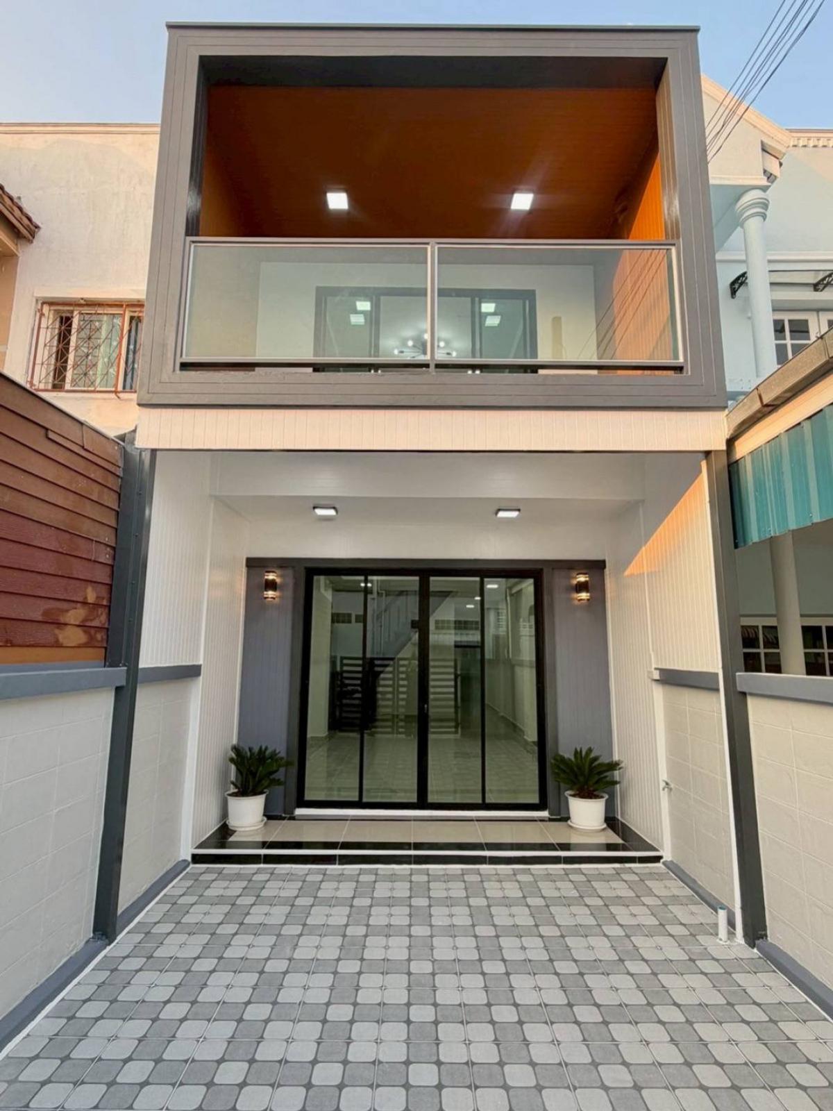 ขายทาวน์โฮมนนทบุรี บางใหญ่ บางบัวทอง : ขายอมาตย วิลล่า รีโนเวทใหม่ ท่าทราย เมืองนนทบุรี นนทบุรี CX-148990 (S)