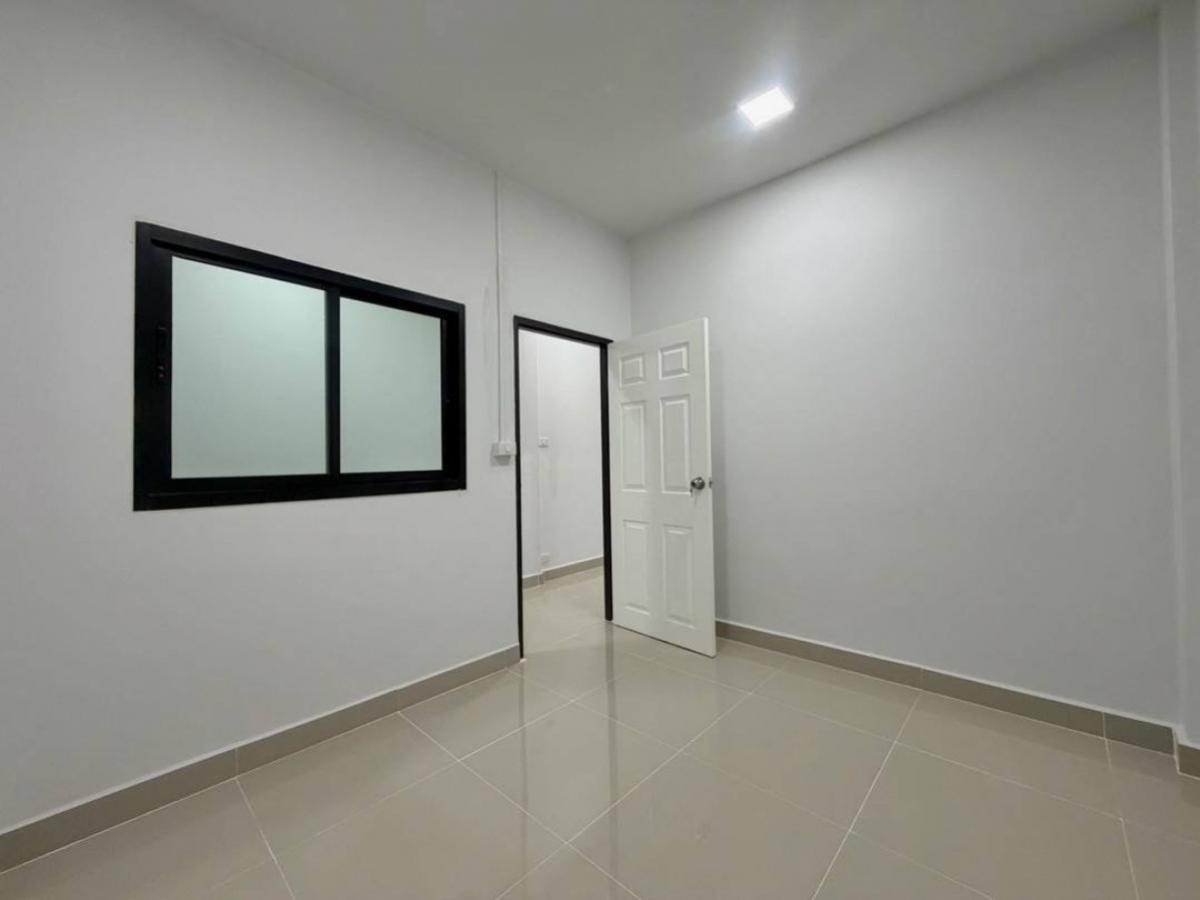 ขายทาวน์โฮมนนทบุรี บางใหญ่ บางบัวทอง : ขายอมาตย วิลล่า รีโนเวทใหม่ ท่าทราย เมืองนนทบุรี นนทบุรี CX-148990 (S)