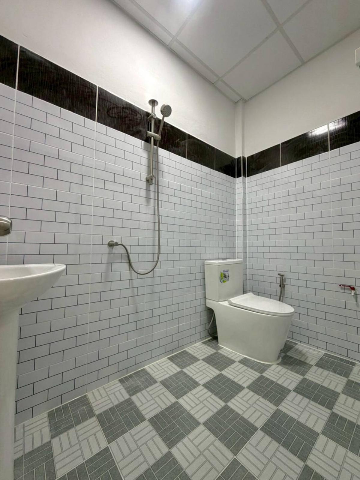 ขายทาวน์โฮมนนทบุรี บางใหญ่ บางบัวทอง : ขายอมาตย วิลล่า รีโนเวทใหม่ ท่าทราย เมืองนนทบุรี นนทบุรี CX-148990 (S)