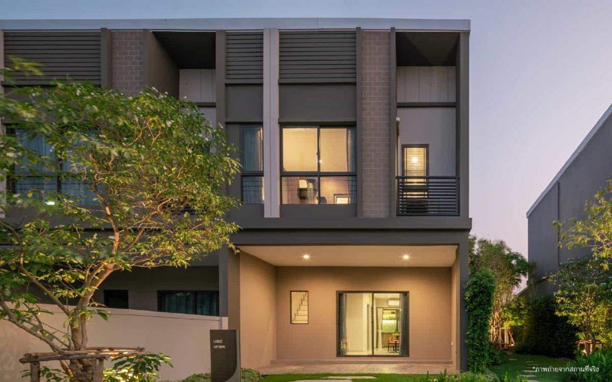 For SaleTownhomeSamut Prakan,Samrong : For Sale Townhouse/Townhome  , V Compound Bangna , Bang Phriang , Bang Bo , Samut Prakarn , CX-148995