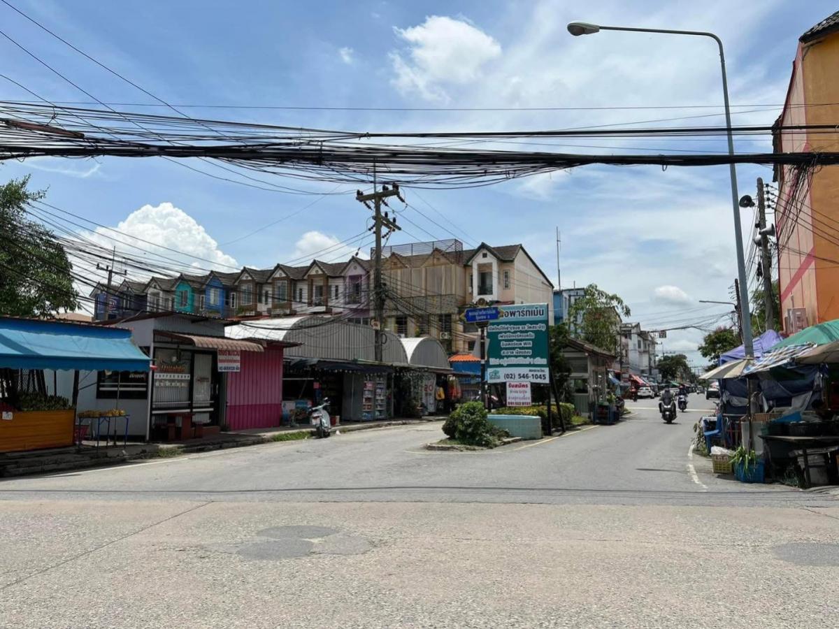 For SaleTownhomePathum Thani,Rangsit, Thammasat : For Sale Townhouse/Townhome  , Green Garden Home Klong 11 , Bueng Nam Rak , Thanyaburi , Pathum Thani , CX-140277