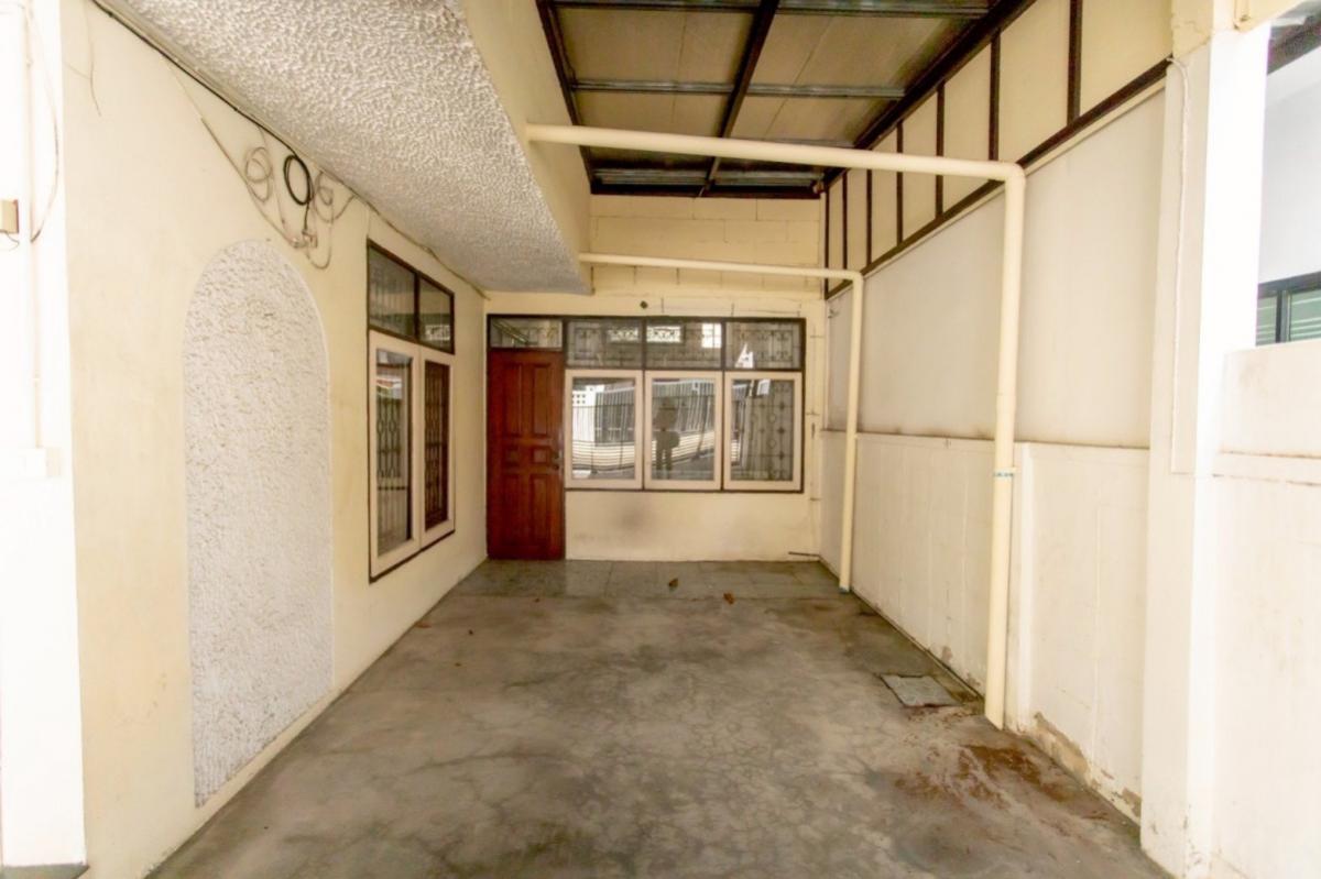 For SaleHouseChokchai 4, Ladprao 71, Ladprao 48, : For Sale Two-storey detached house in original condition, located in Soi Chok Chai 4, Yaek 46, Lat Phrao area, Bangkok. , Lat Phrao , Lat Phrao , Bangkok , CX-148794