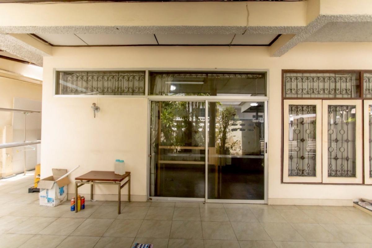 For SaleHouseChokchai 4, Ladprao 71, Ladprao 48, : For Sale Two-storey detached house in original condition, located in Soi Chok Chai 4, Yaek 46, Lat Phrao area, Bangkok. , Lat Phrao , Lat Phrao , Bangkok , CX-148794