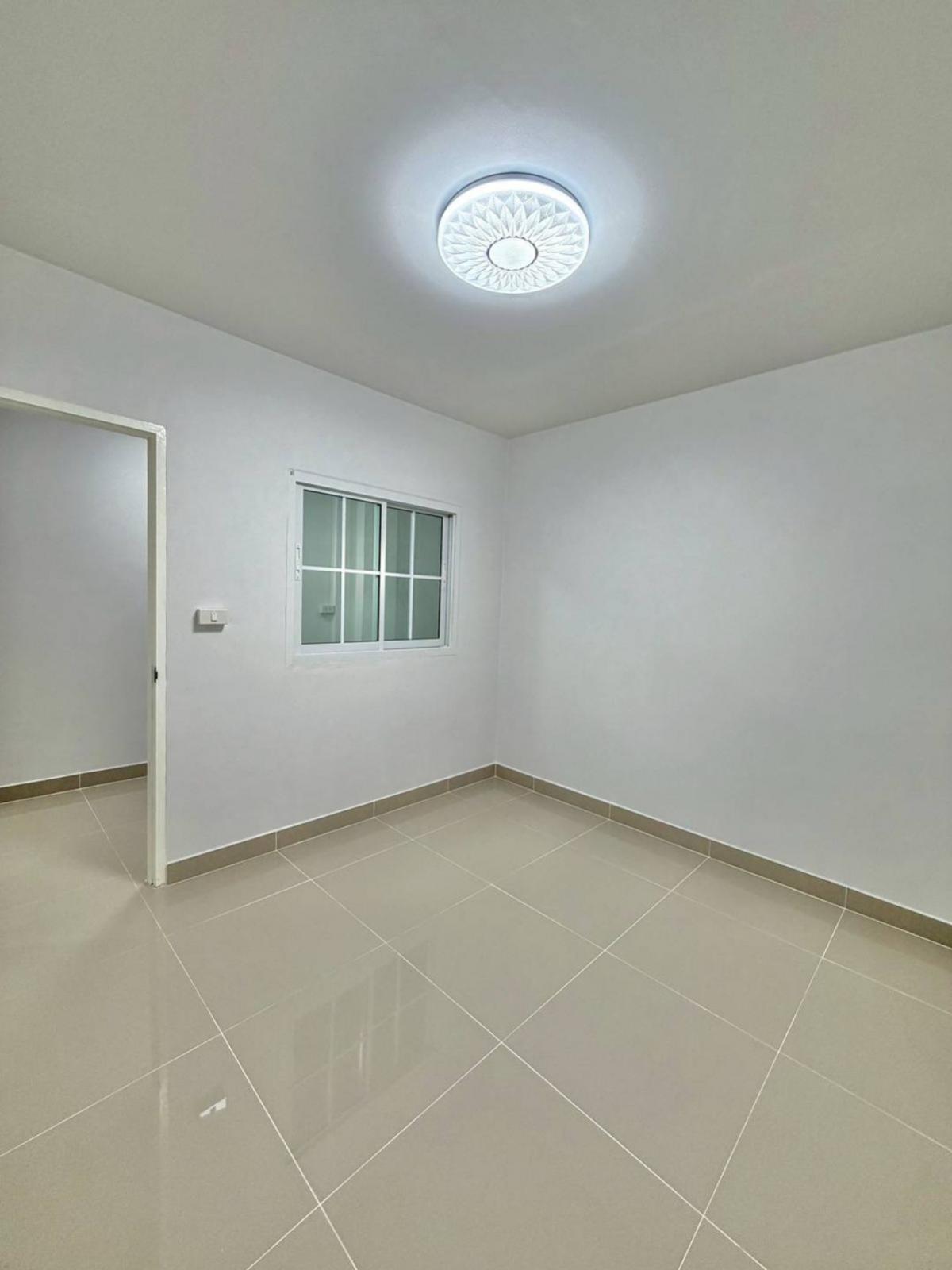 ขายทาวน์โฮมนนทบุรี บางใหญ่ บางบัวทอง : ขายทาวน์เฮ้าส์/ทาวน์โฮม  เปี่ยมสุข วัดพระนอน บางแม่นาง บางใหญ่ นนทบุรี CX-147003