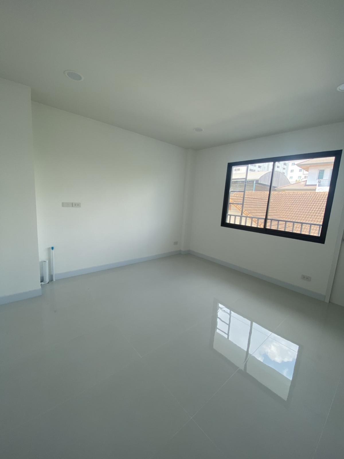 For SaleHome OfficeNawamin, Ramindra : For Sale Luxury Premium Home Office 3.5-Storey Single Unit Building , Bang Khen , Bangkok , CX-148799