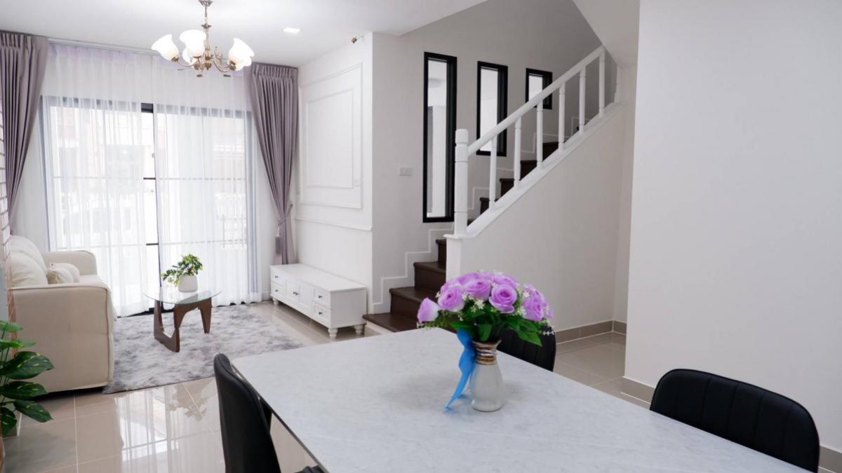 For SaleTownhomePathum Thani,Rangsit, Thammasat : For Sale Townhouse/Townhome  , Chomfah warangkul Klong 2 , newly renovated , Pracha Thipat , Thanyaburi , Pathum Thani , CX-148798