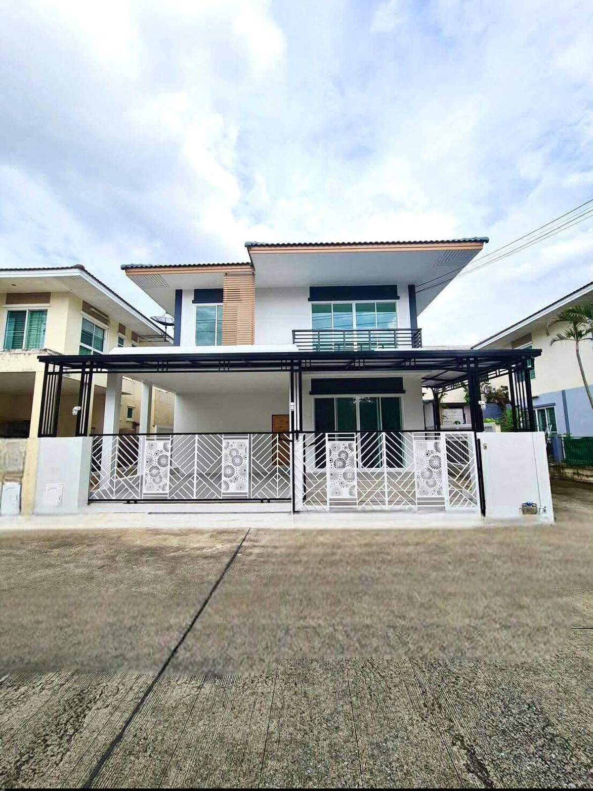 ขายบ้านนวมินทร์ รามอินทรา : ‼️ขายด่วน #บ้านพร้อมเฟอร์ #ใกล้แฟชั่นไอส์แลนด์ 