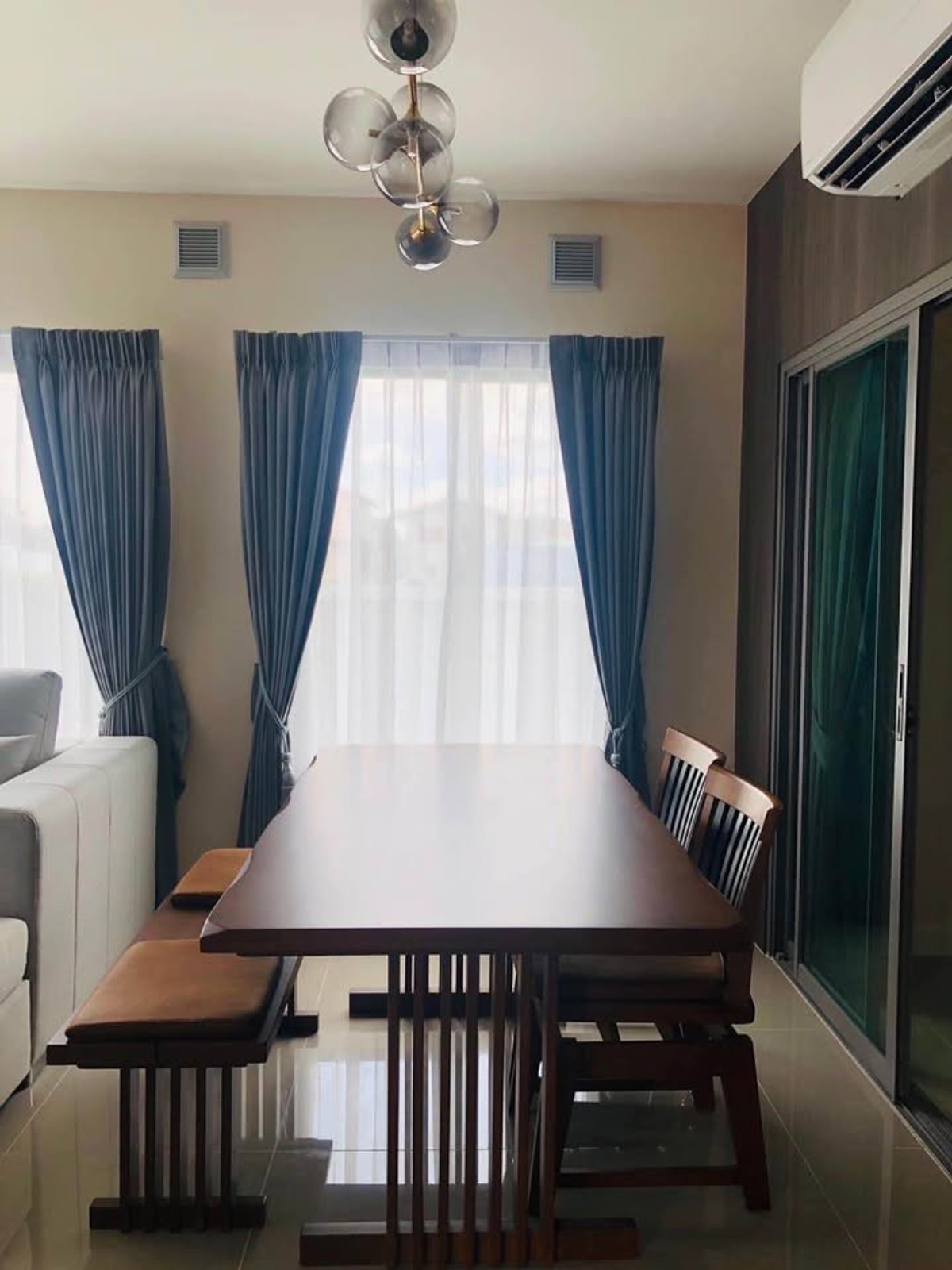 For RentHouseLadkrabang, Suwannaphum Airport : For rent, Phase 8, 53 sq m, 4 bedrooms, 3 bathrooms, 2-story detached house, Perfect Place, Sukhumvit 77, Suvarnabhumi.